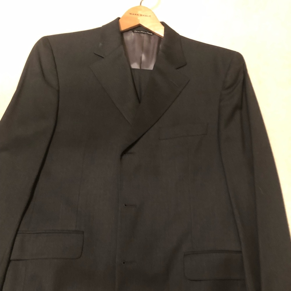 Men’s suit